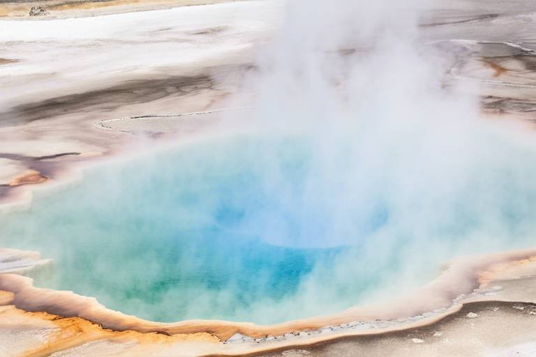 Exploring the Unique Geothermal Features of Yellowstone