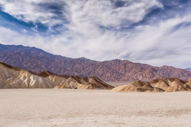 Exploring the Desert Wonders of Death Valley National Park